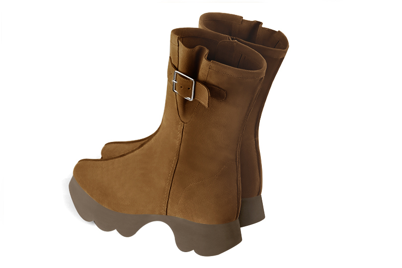 Caramel brown women's ankle boots with a zip on the inside. Round toe. Low rubber soles. Rear view - Florence KOOIJMAN